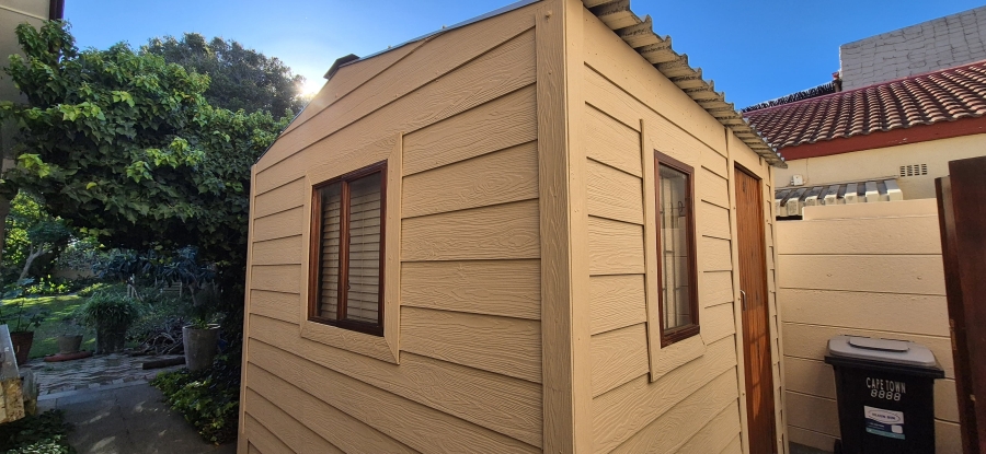 4 Bedroom Property for Sale in Table View Western Cape
